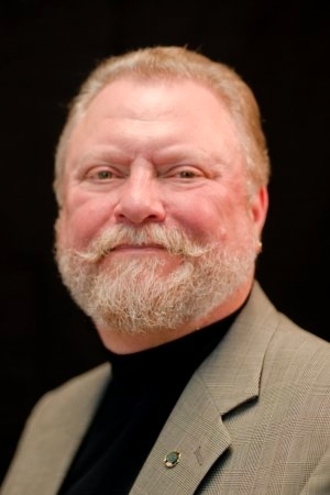 Robert Robins Headshot